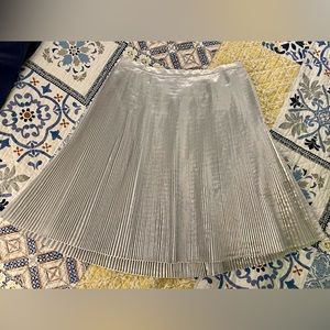 Talbots 14 NWOT Metallic Silver Accordion Pleated Skirt